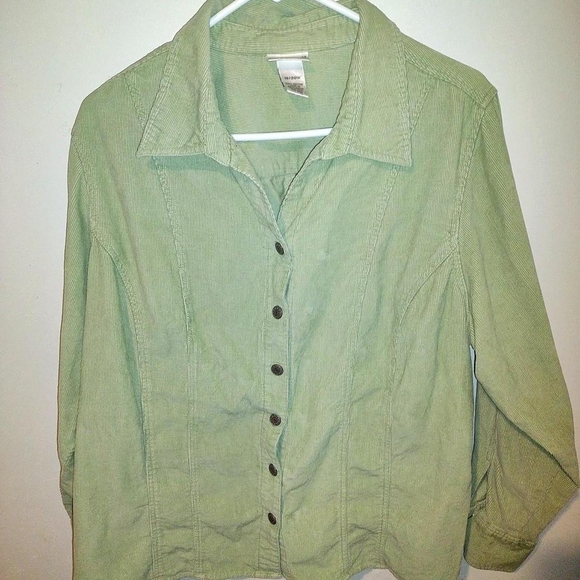 Fashion Bug Tops - Fashion Bug Light Green Button-Down Shirt